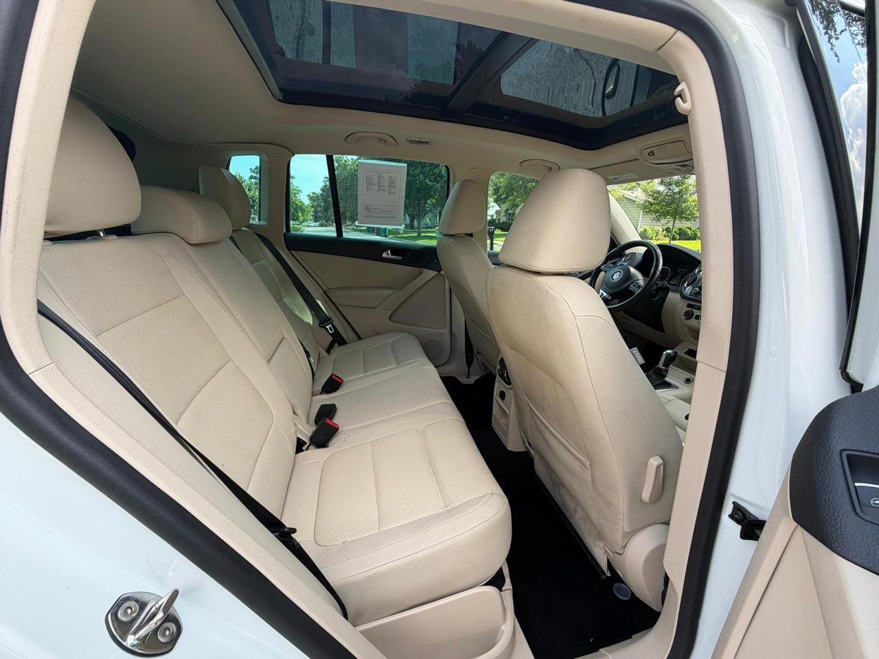 Volkswagen Tiguan 2WD 4dr Auto R-Line 2015