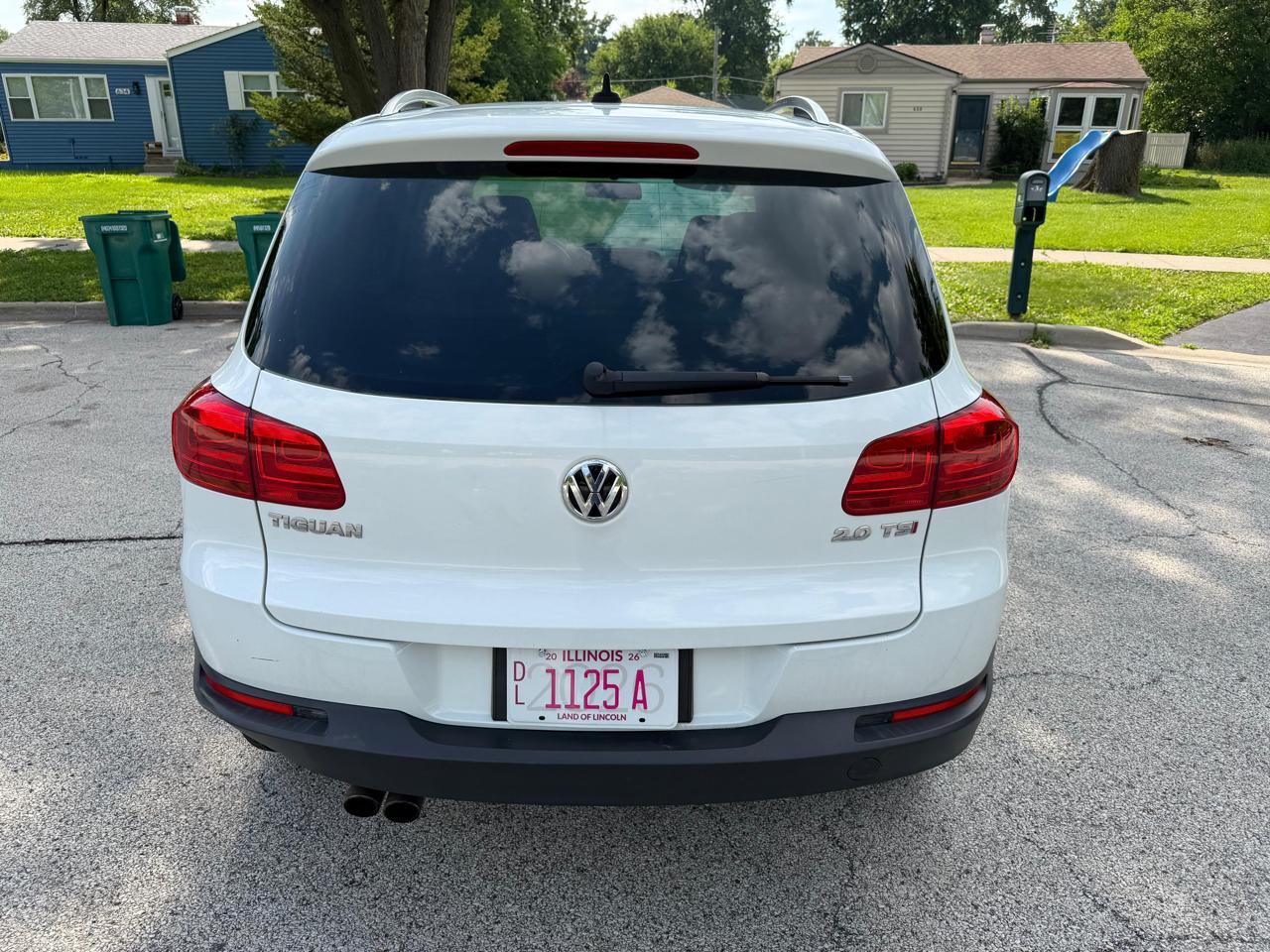 Volkswagen Tiguan 2WD 4dr Auto R-Line 2015