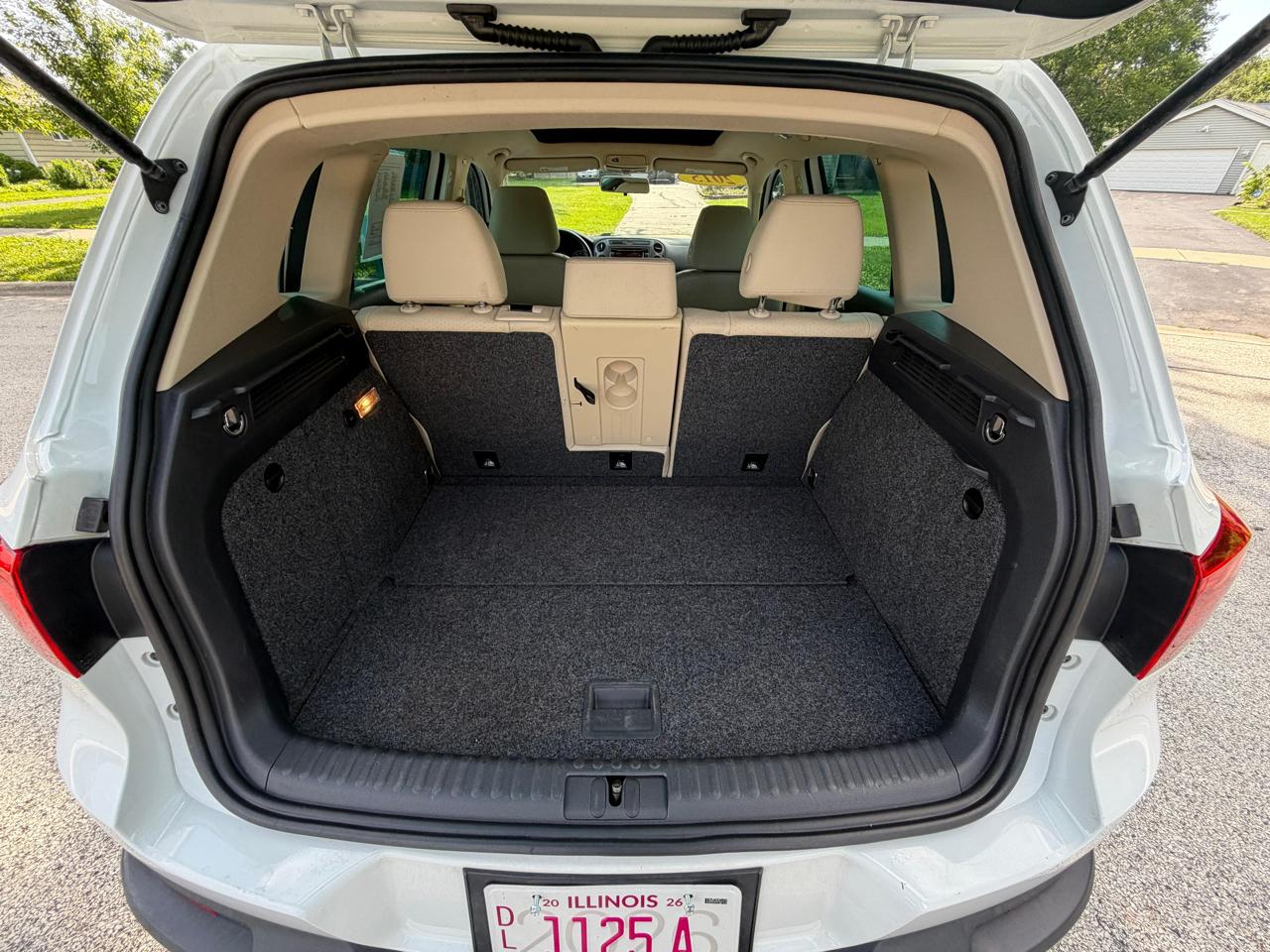Volkswagen Tiguan 2WD 4dr Auto R-Line 2015