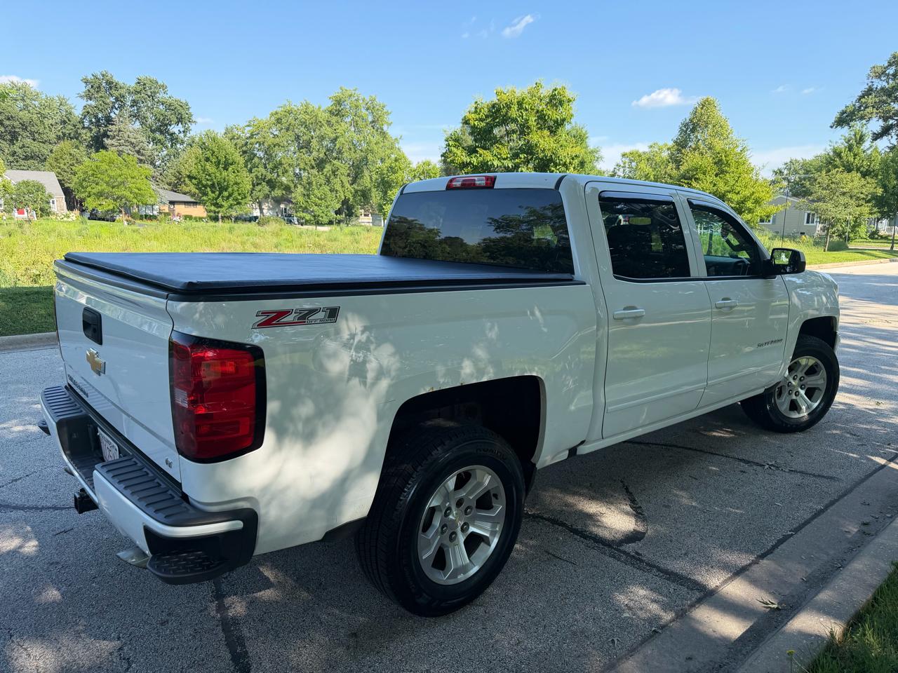 Chevrolet Silverado 1500 4WD Crew Cab 143.5" LT w/2LT 2016