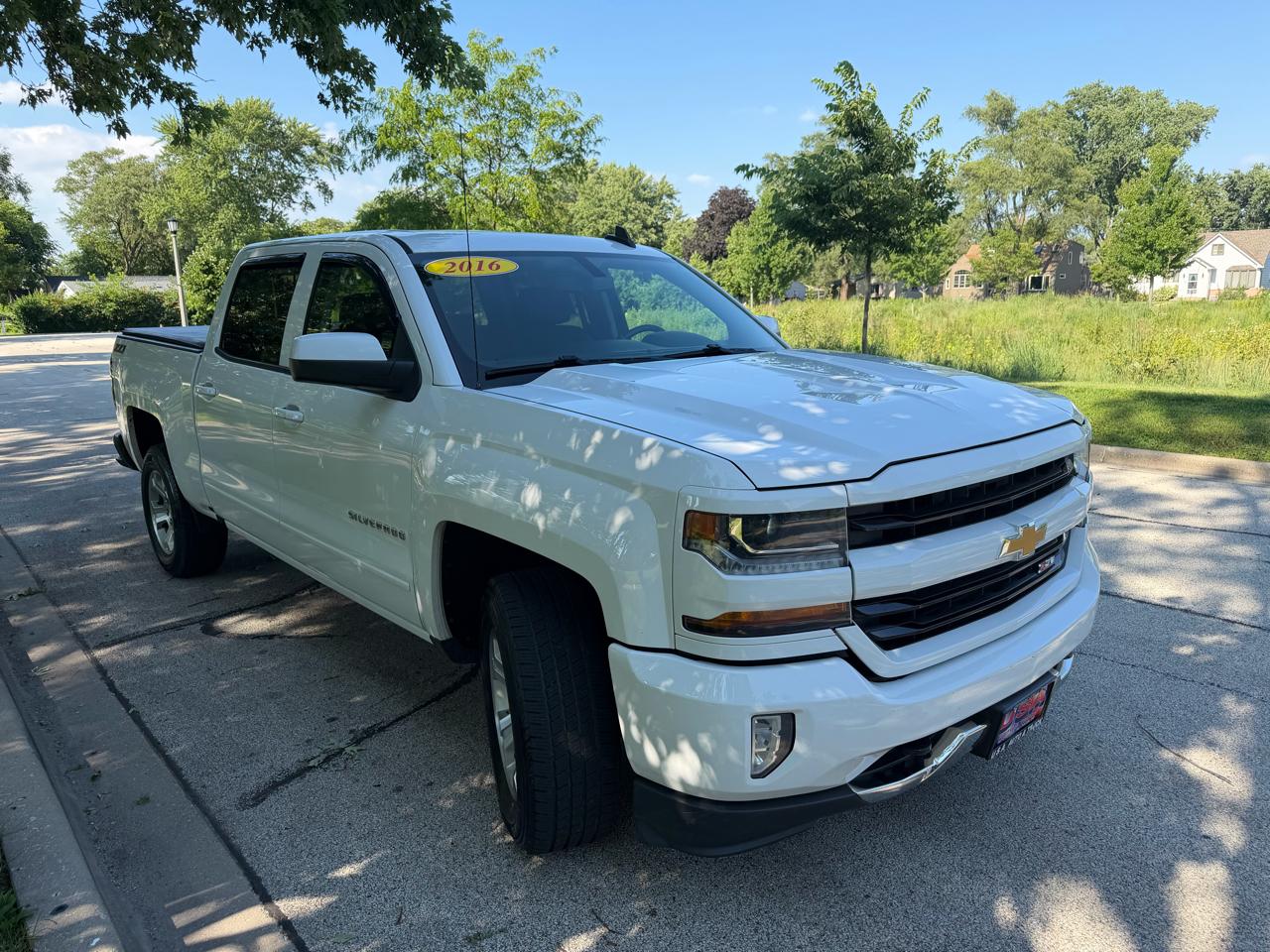 Chevrolet Silverado 1500 4WD Crew Cab 143.5" LT w/2LT 2016