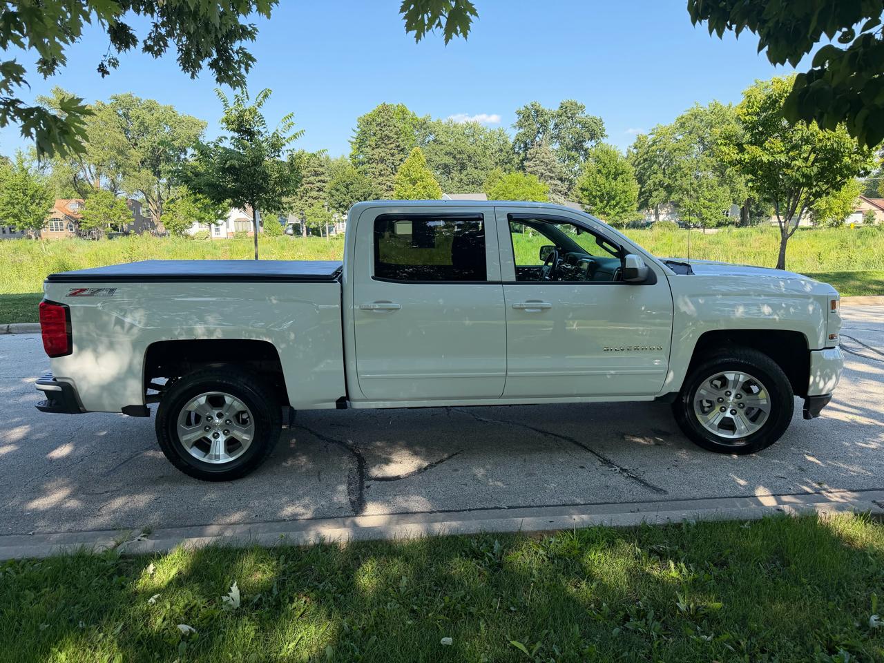 Chevrolet Silverado 1500 4WD Crew Cab 143.5" LT w/2LT 2016