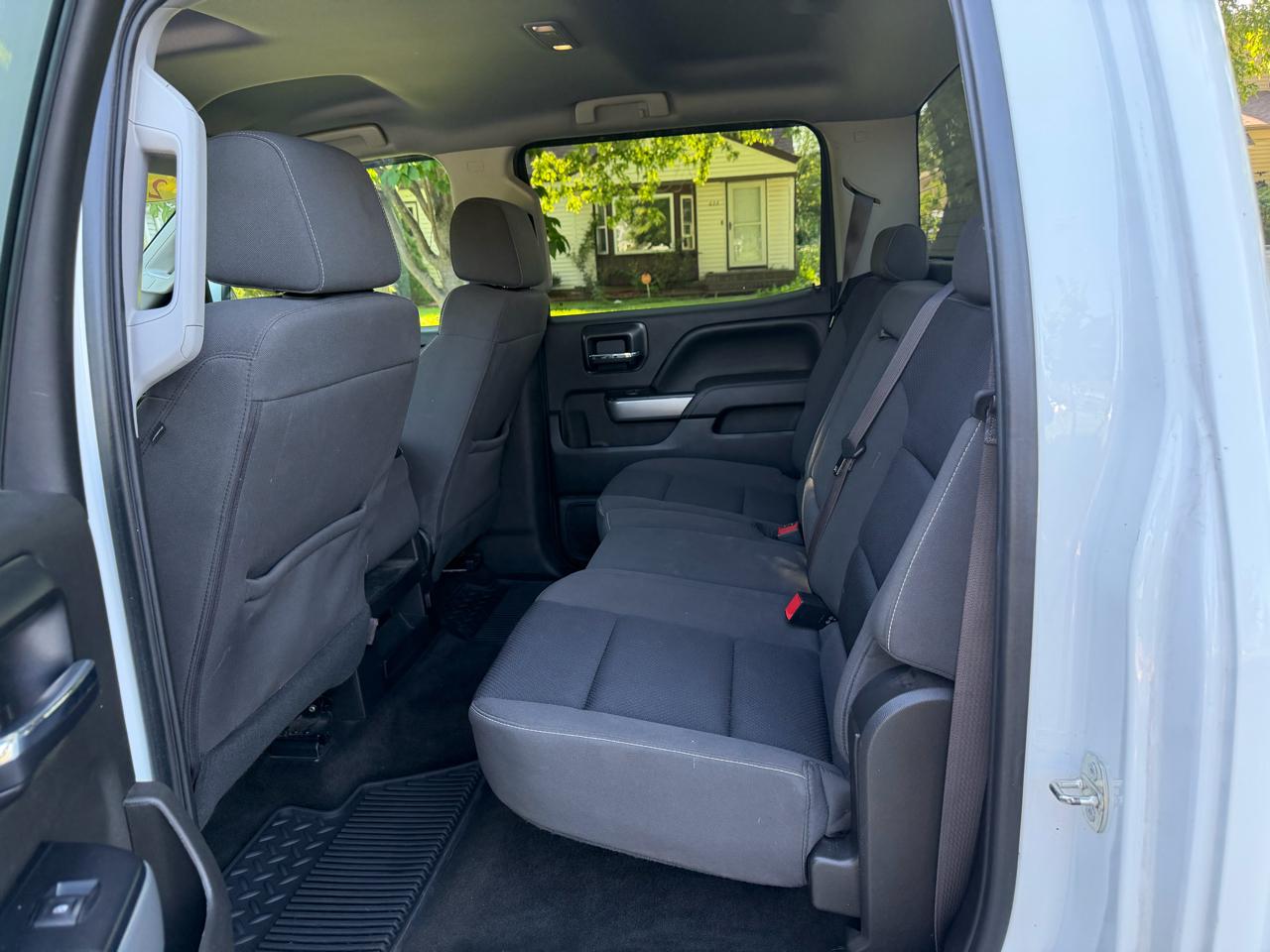 Chevrolet Silverado 1500 4WD Crew Cab 143.5" LT w/2LT 2016
