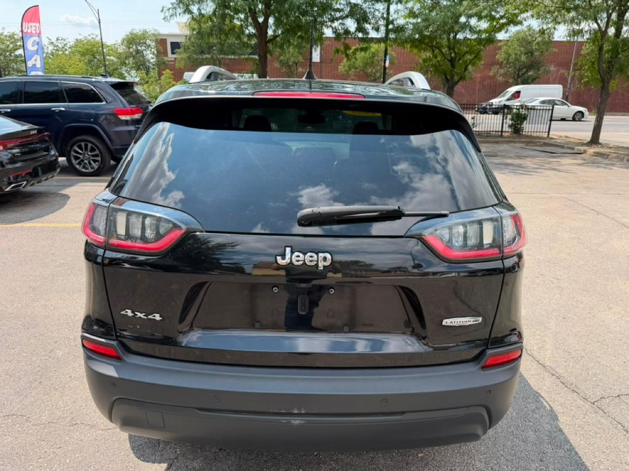 Jeep Cherokee Latitude Plus 4x4 2021