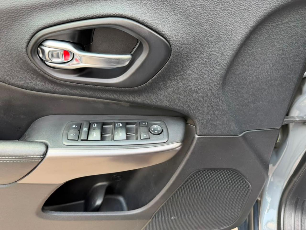 Jeep Cherokee Latitude Plus 4x4 2019