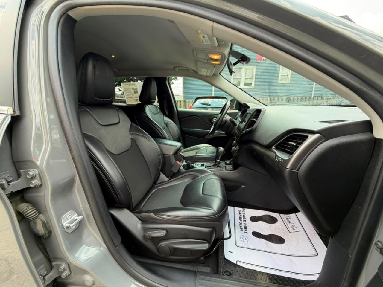 Jeep Cherokee Latitude Plus 4x4 2019