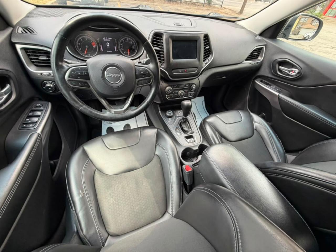 Jeep Cherokee Latitude Plus 4x4 2019