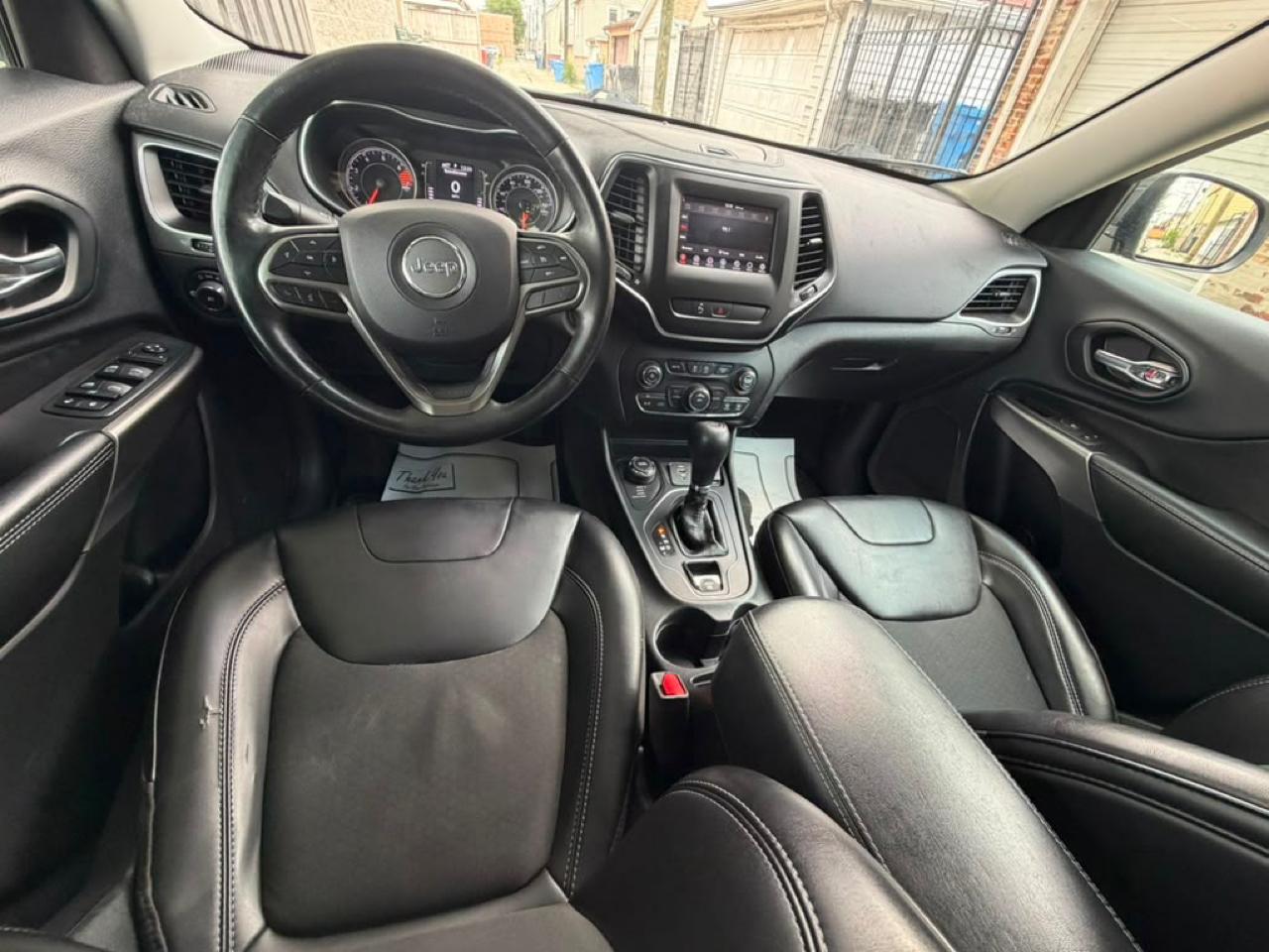 Jeep Cherokee Latitude Plus 4x4 2019