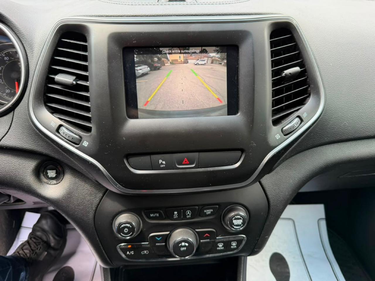 Jeep Cherokee Latitude Plus 4x4 2019