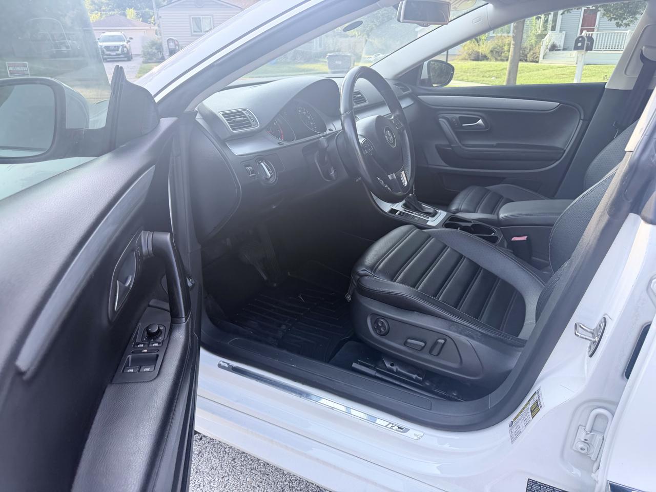 Volkswagen CC 4dr Sdn DSG R-Line 2014