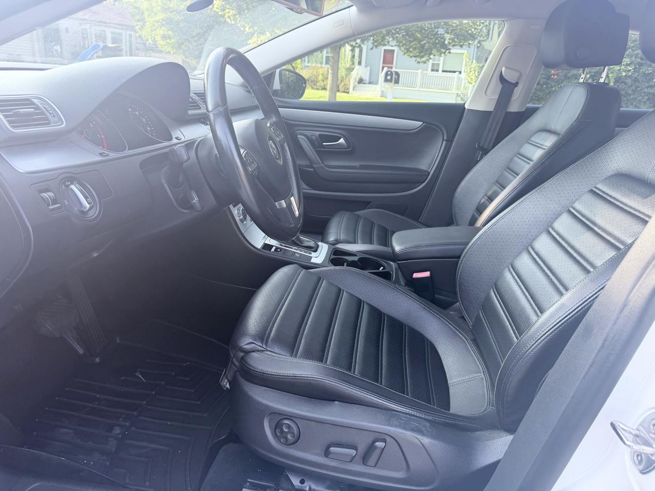 Volkswagen CC 4dr Sdn DSG R-Line 2014