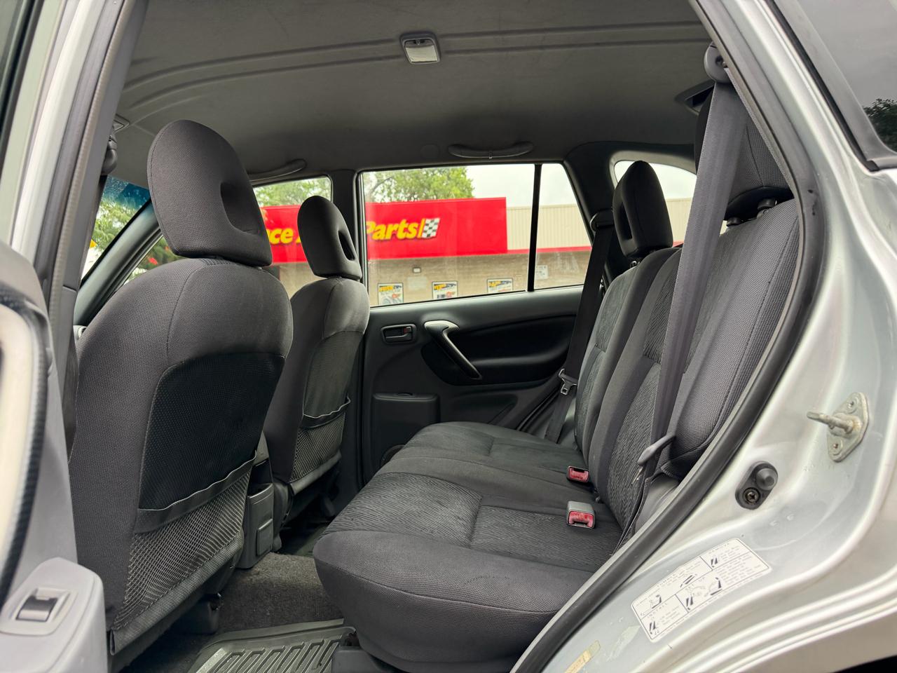 Toyota RAV4  2003