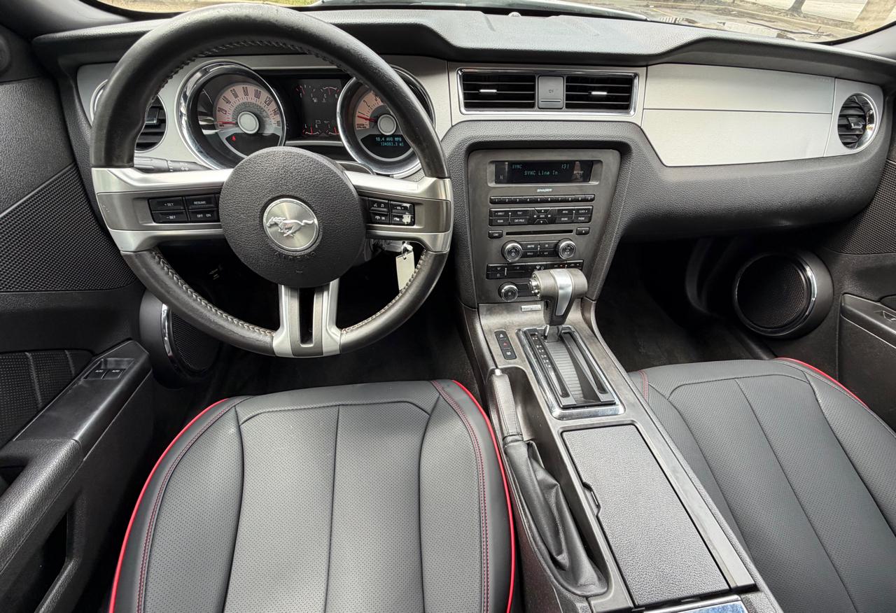 Ford Mustang 2dr Cpe V6 2012