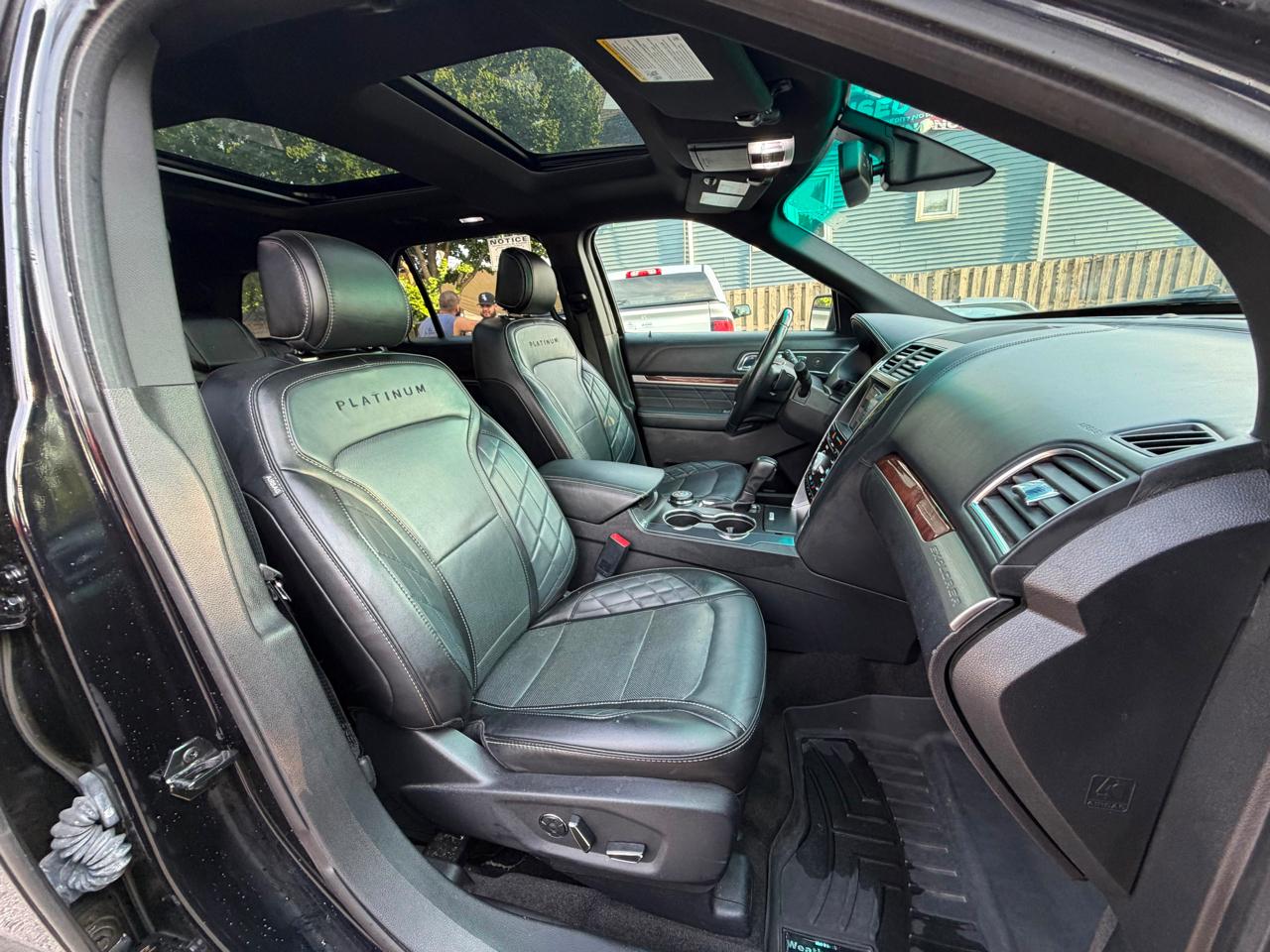 Ford Explorer Platinum 4WD 2017