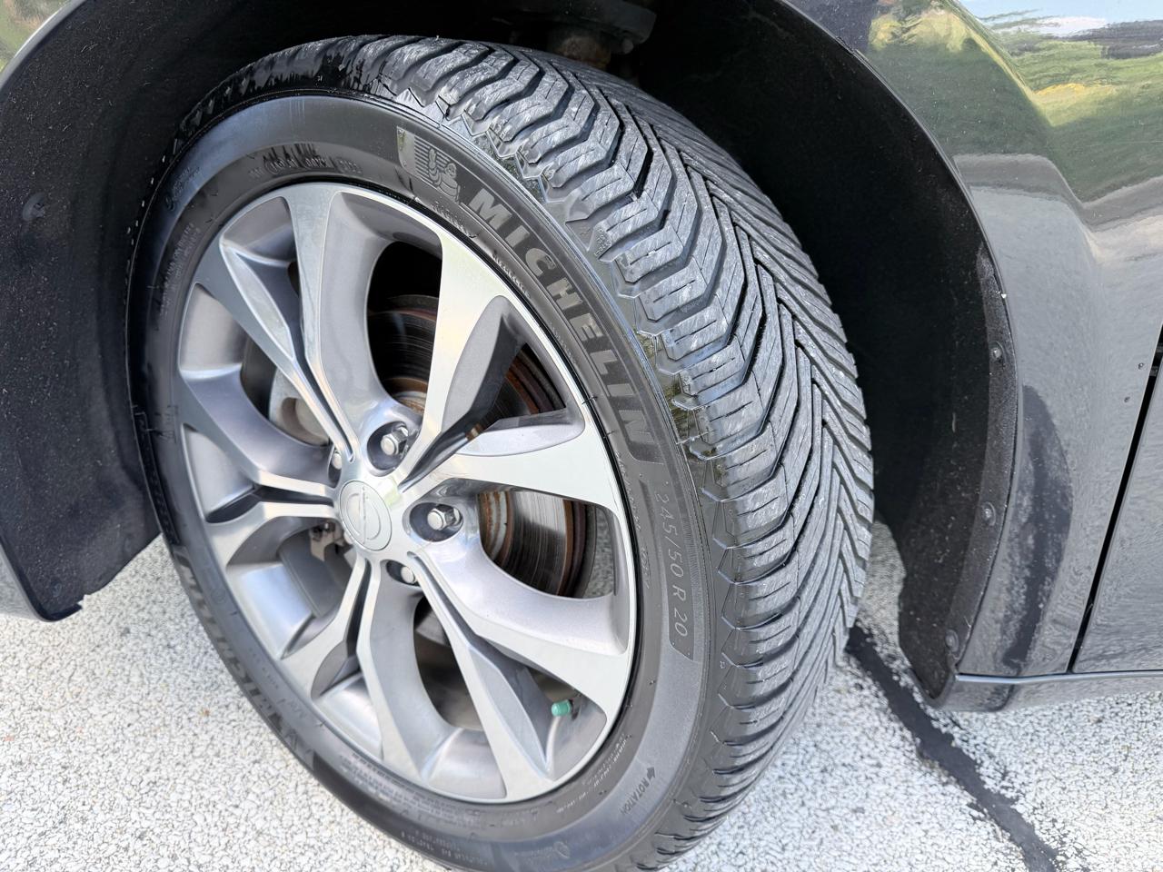 Chrysler Pacifica Limited FWD 2018