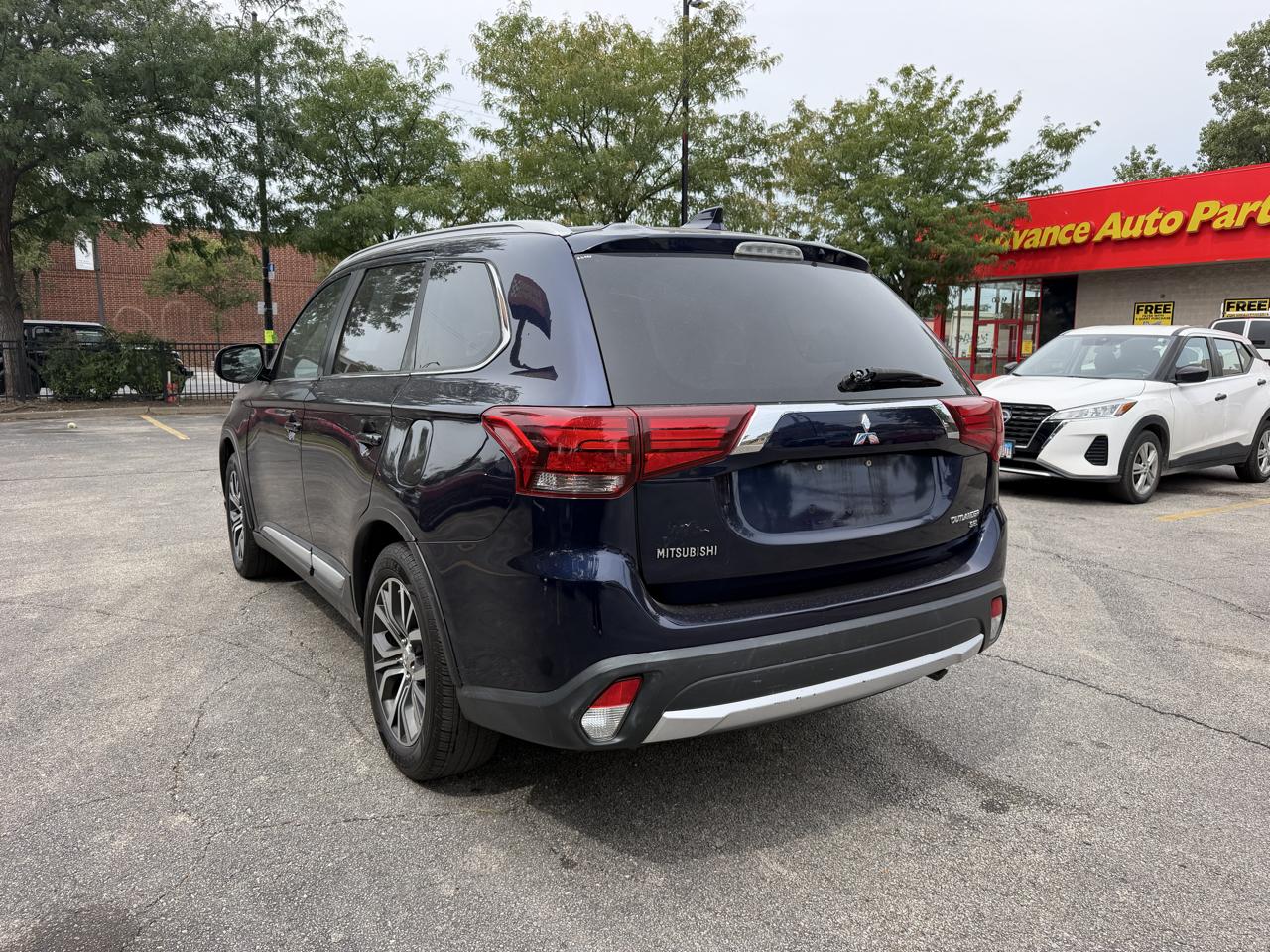 Mitsubishi Outlander SEL S-AWC 2017
