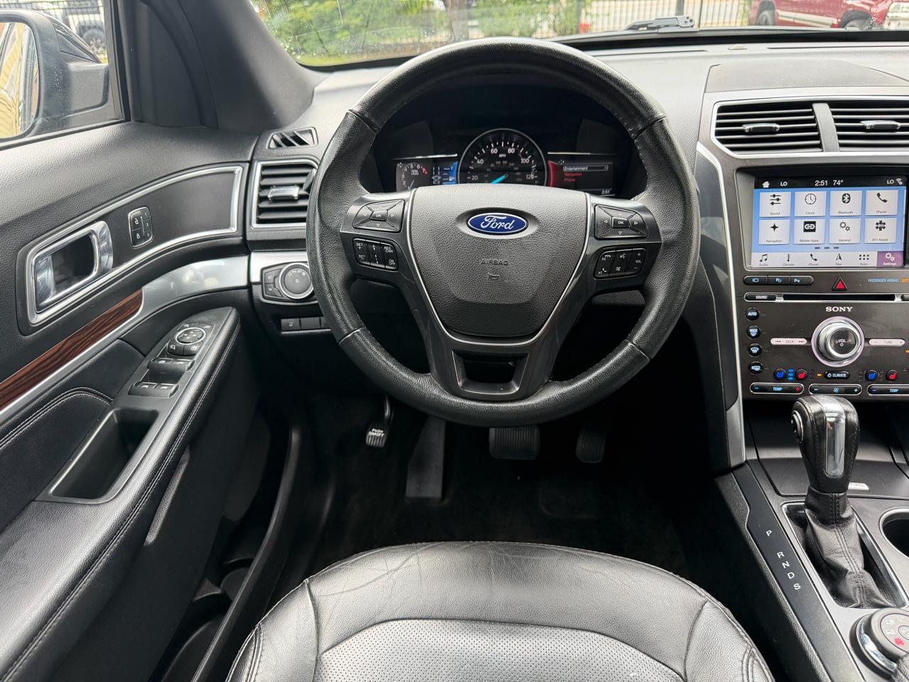 Ford Explorer Limited 4WD 2018