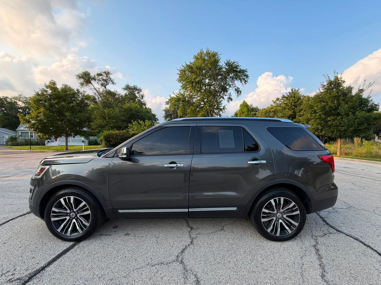 Ford Explorer Platinum 4WD 2017