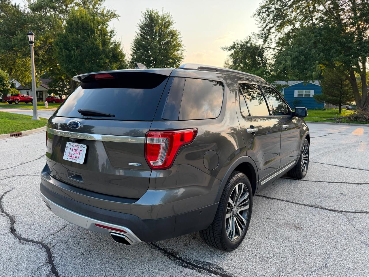 Ford Explorer Platinum 4WD 2017