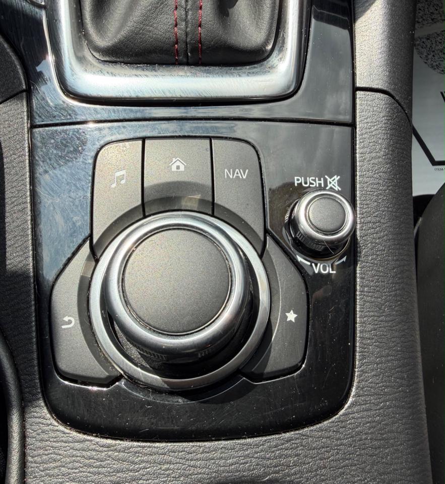 Mazda MAZDA3 s Touring 4-Door 2014
