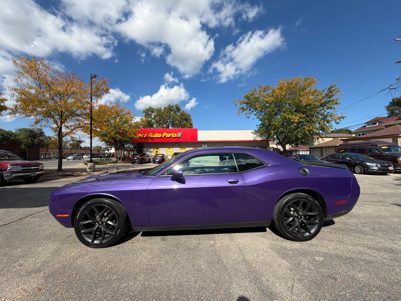 Dodge Challenger SXT RWD 2019