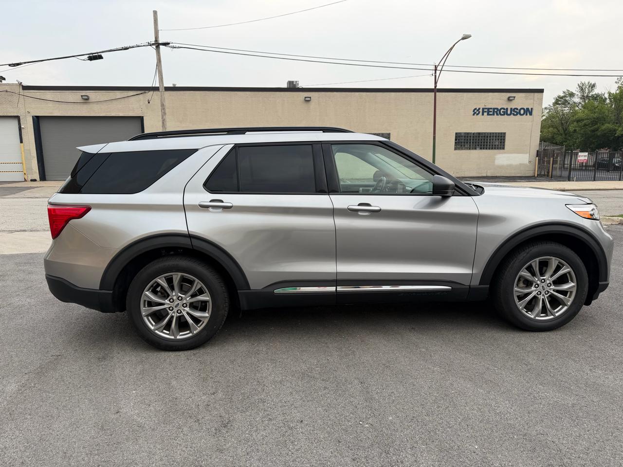 Ford Explorer XLT 4WD 2020