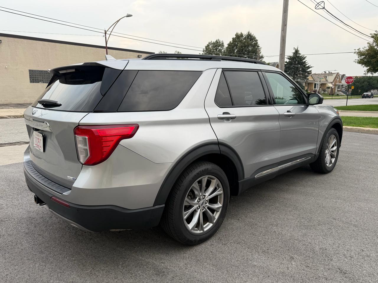 Ford Explorer XLT 4WD 2020