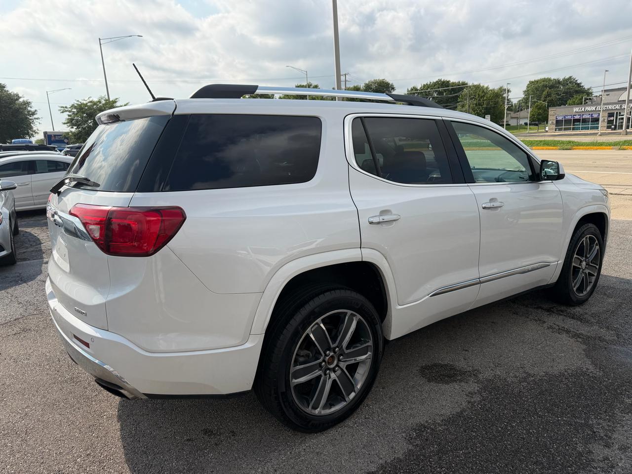 GMC Acadia AWD 4dr Denali 2019