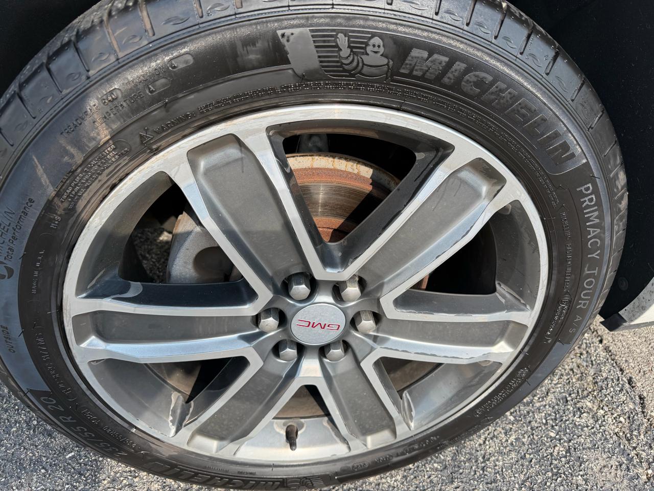 GMC Acadia AWD 4dr Denali 2019