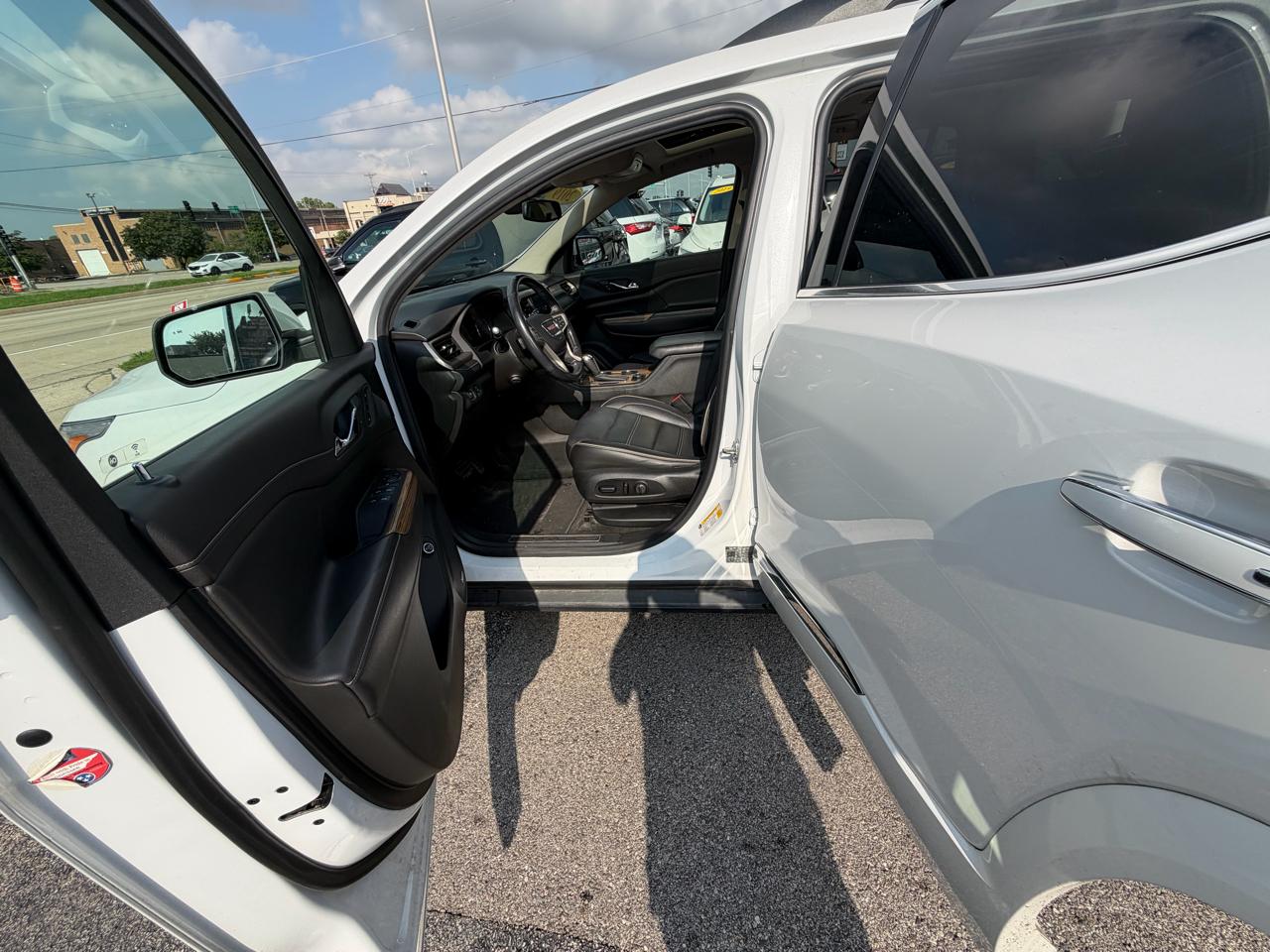 GMC Acadia AWD 4dr Denali 2019
