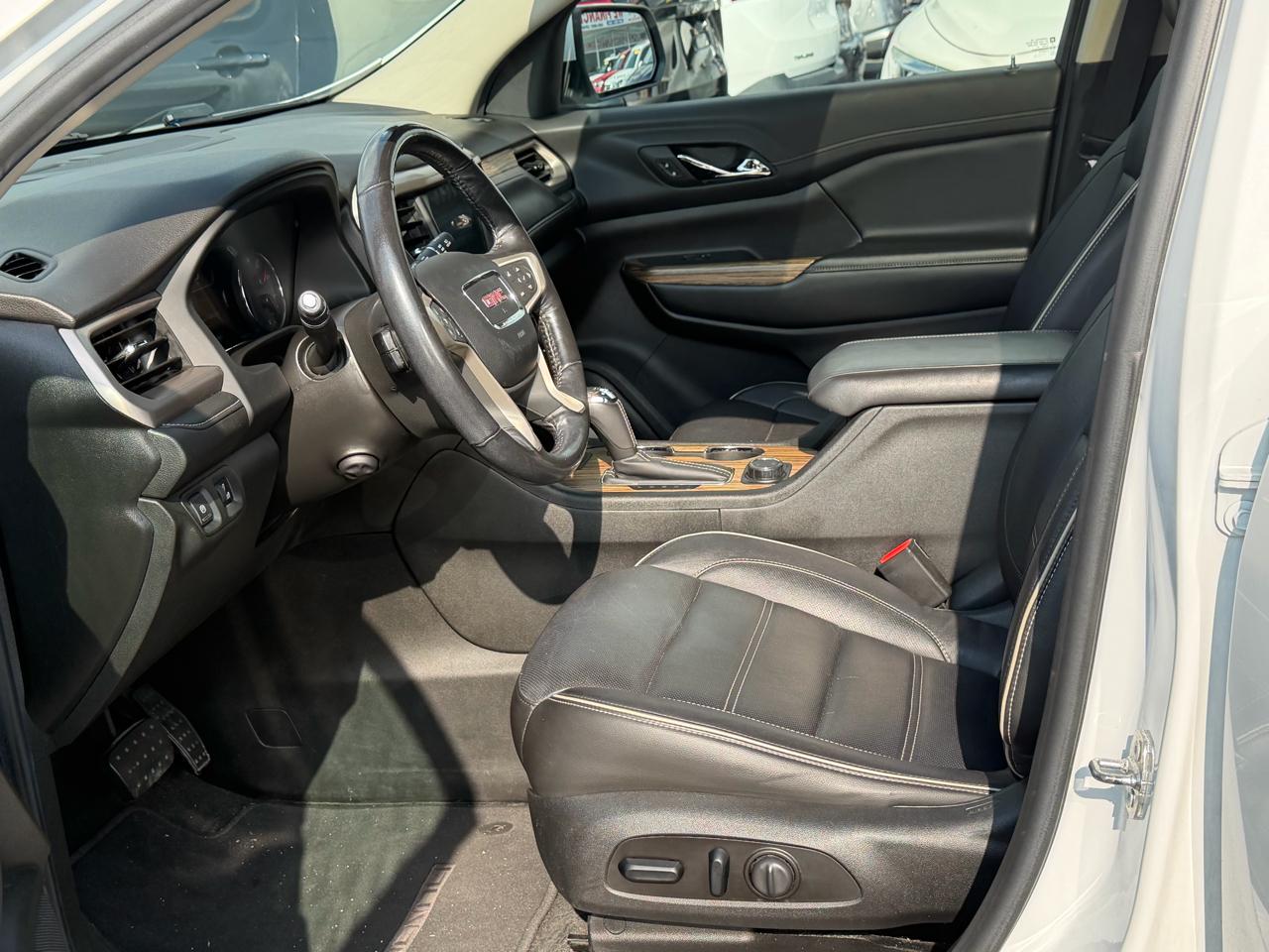 GMC Acadia AWD 4dr Denali 2019