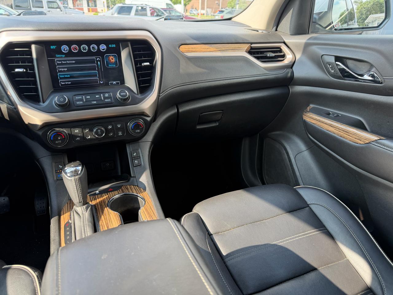 GMC Acadia AWD 4dr Denali 2019