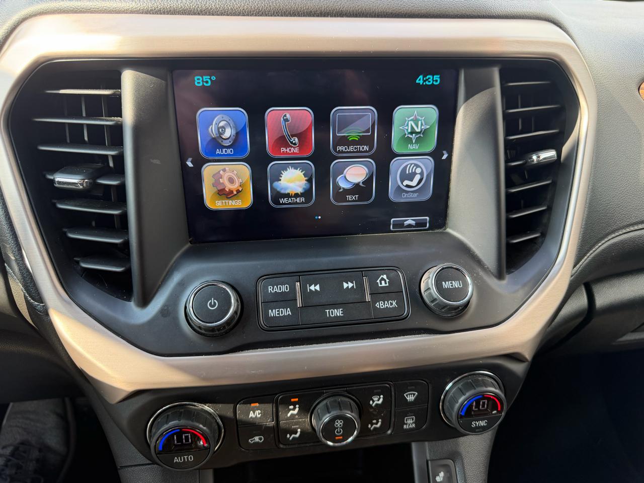 GMC Acadia AWD 4dr Denali 2019