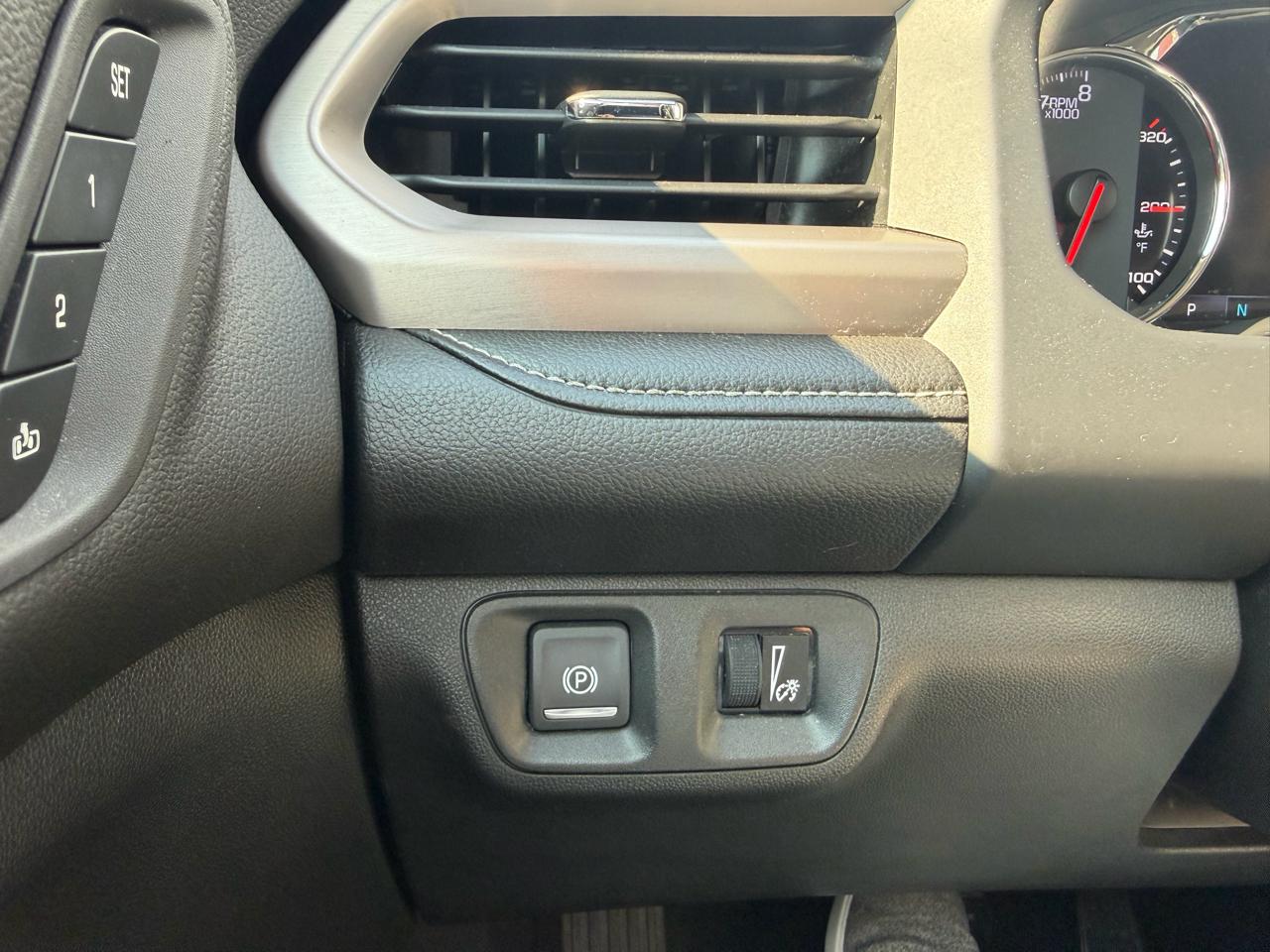 GMC Acadia AWD 4dr Denali 2019