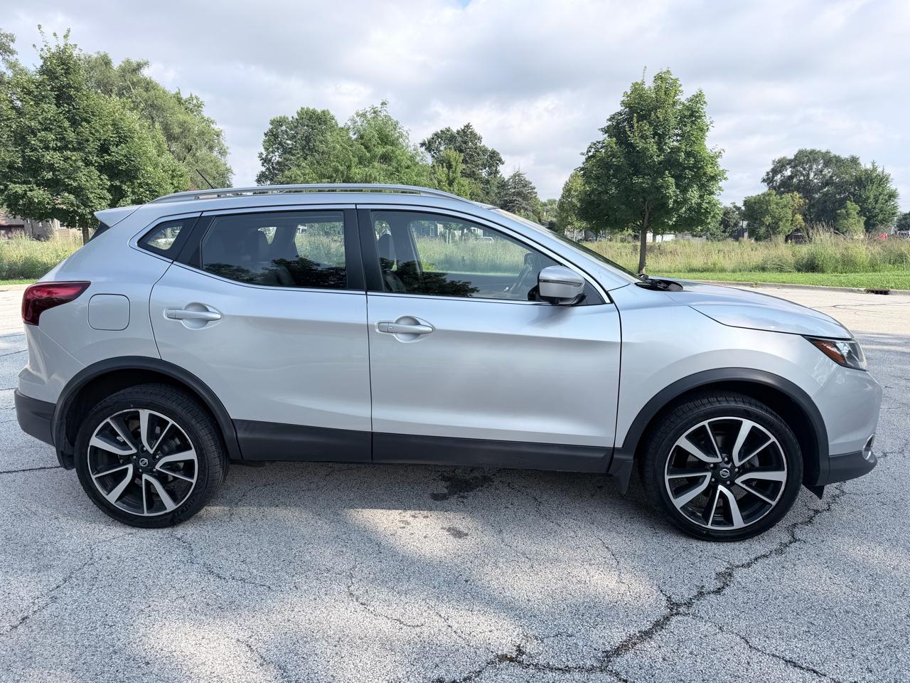 Nissan Rogue Sport FWD SL 2017