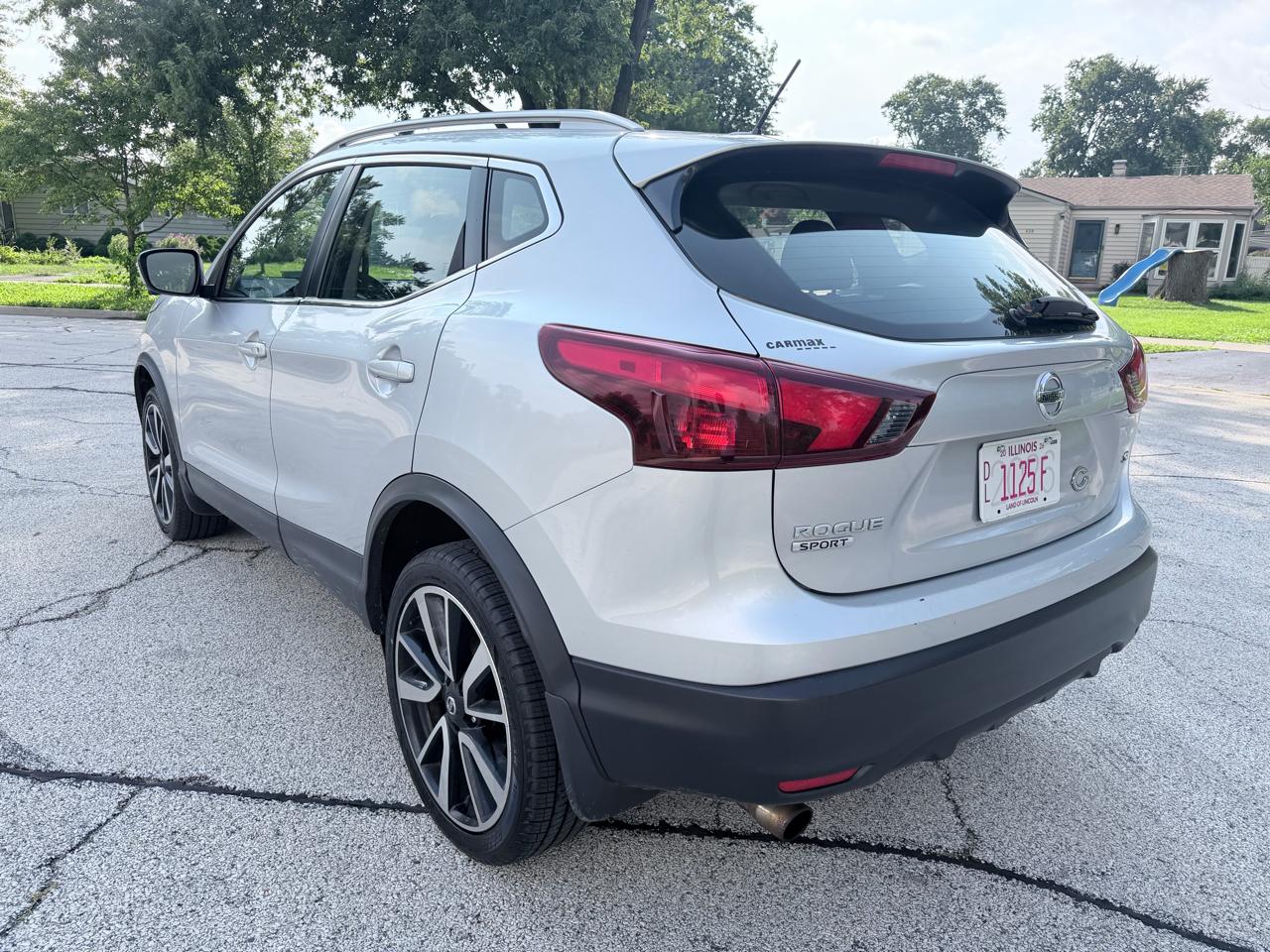 Nissan Rogue Sport FWD SL 2017