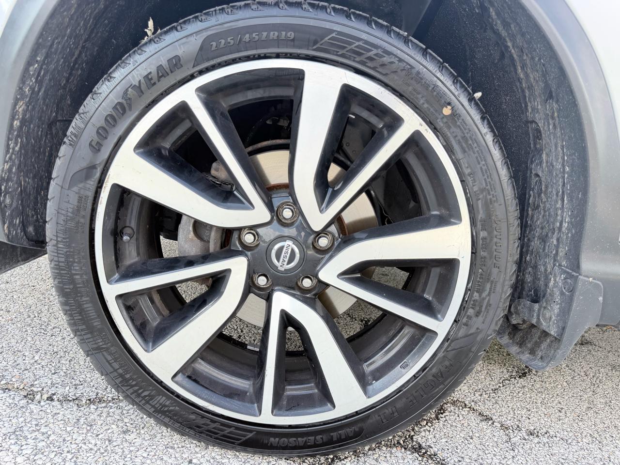 Nissan Rogue Sport FWD SL 2017