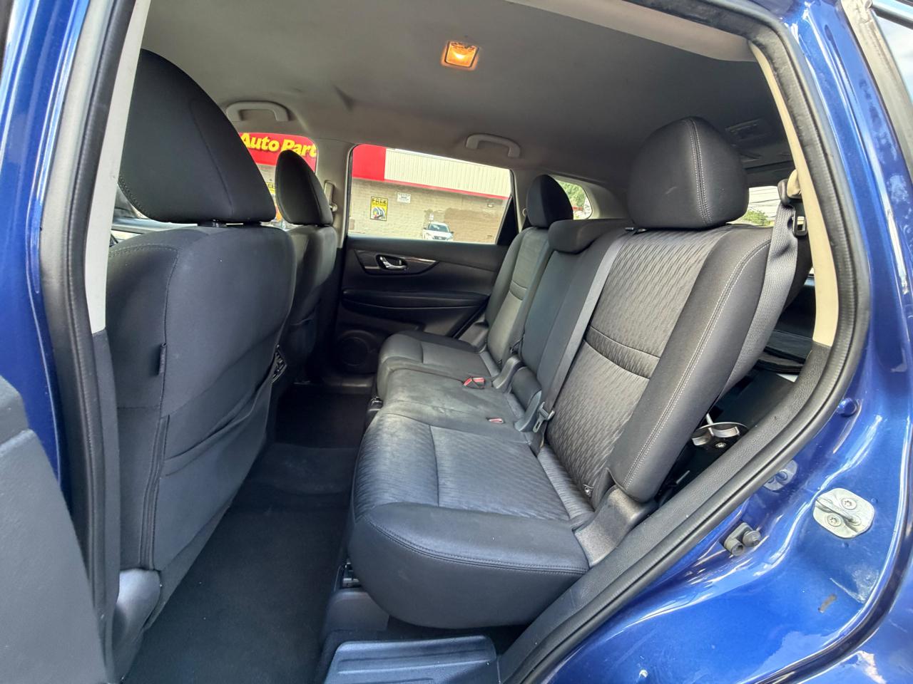 Nissan Rogue AWD SV 2017