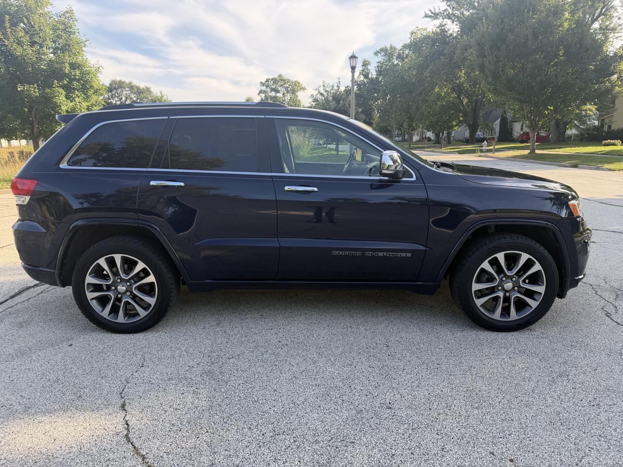 Jeep Grand Cherokee photo 8