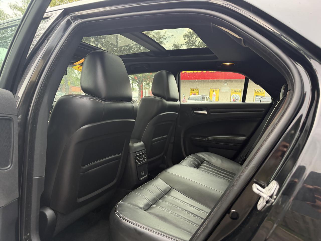 Chrysler 300 4dr Sdn 300S AWD 2015