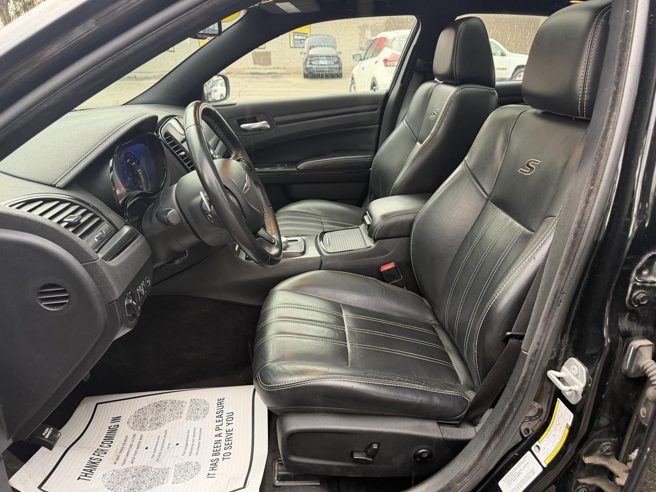 Chrysler 300 4dr Sdn 300S AWD 2015