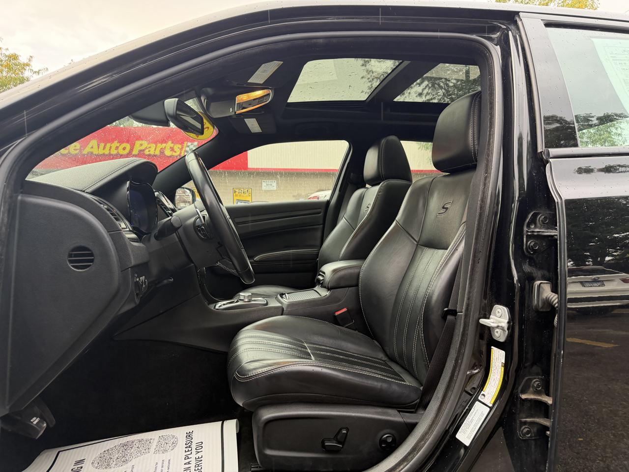 Chrysler 300 4dr Sdn 300S AWD 2015