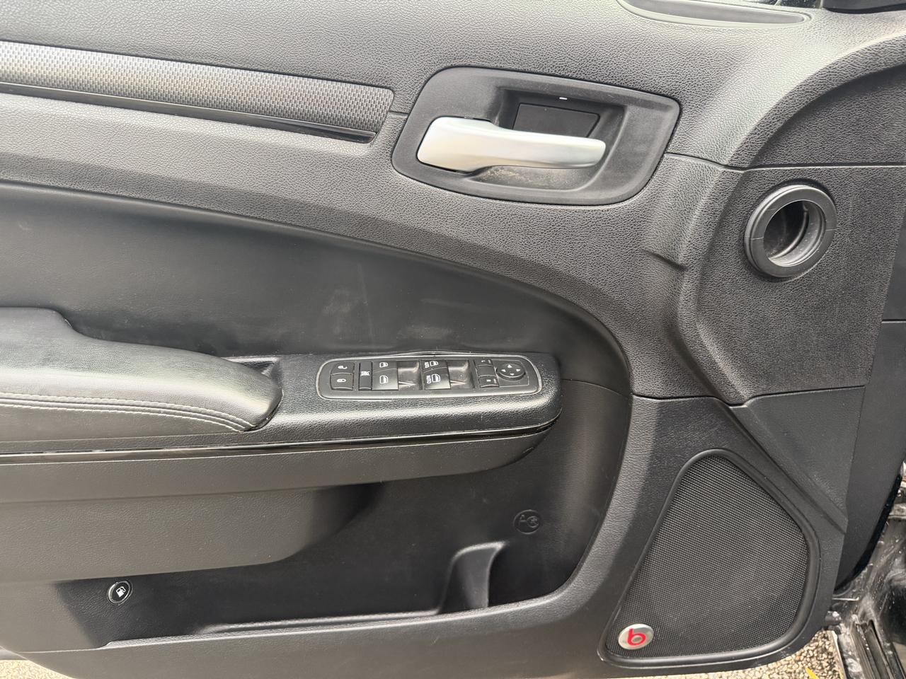 Chrysler 300 4dr Sdn 300S AWD 2015