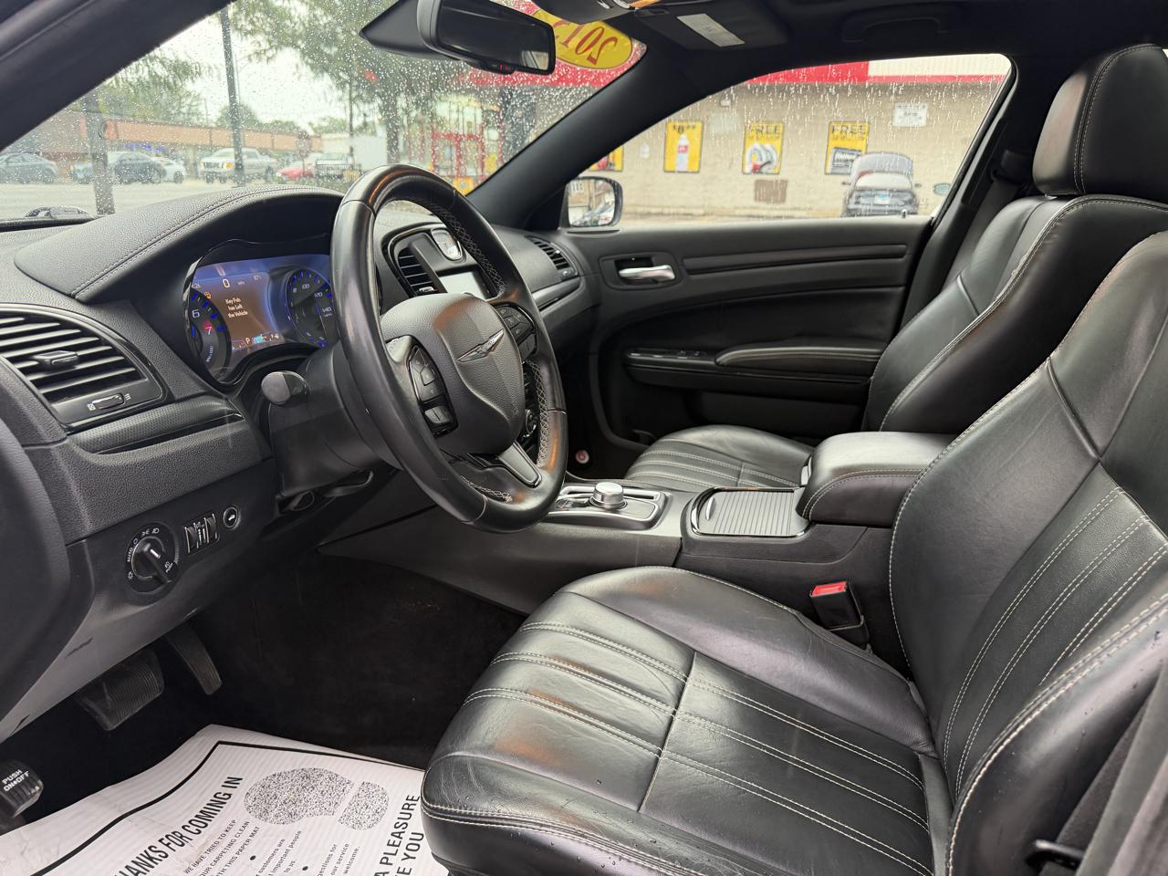 Chrysler 300 4dr Sdn 300S AWD 2015