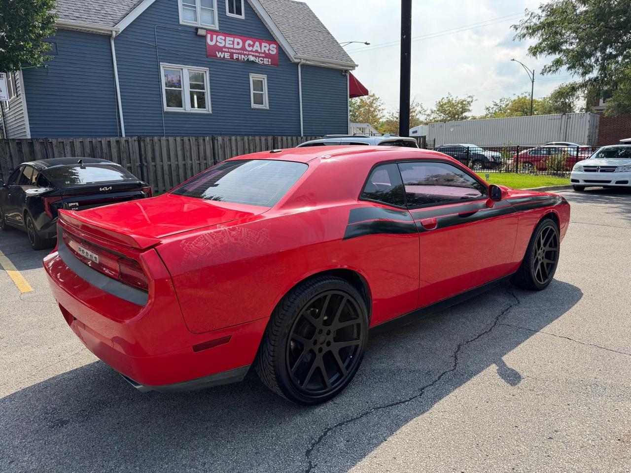 Dodge Challenger 2dr Cpe SXT Plus 2014