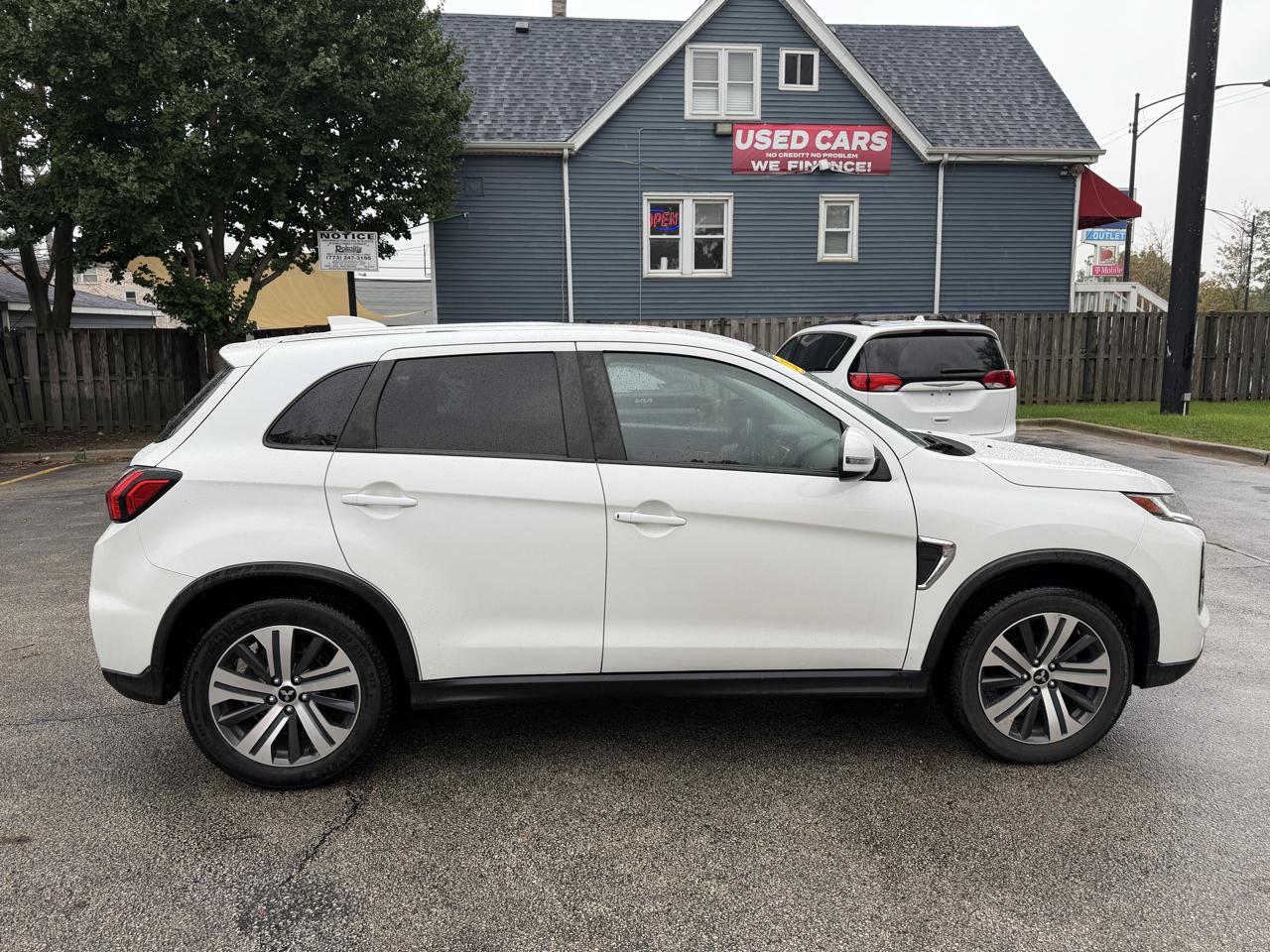 Mitsubishi Outlander Sport ES 2.0 AWC CVT 2021