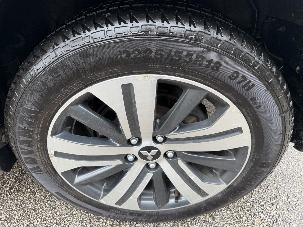 Mitsubishi Outlander Sport ES 2.0 AWC CVT 2021