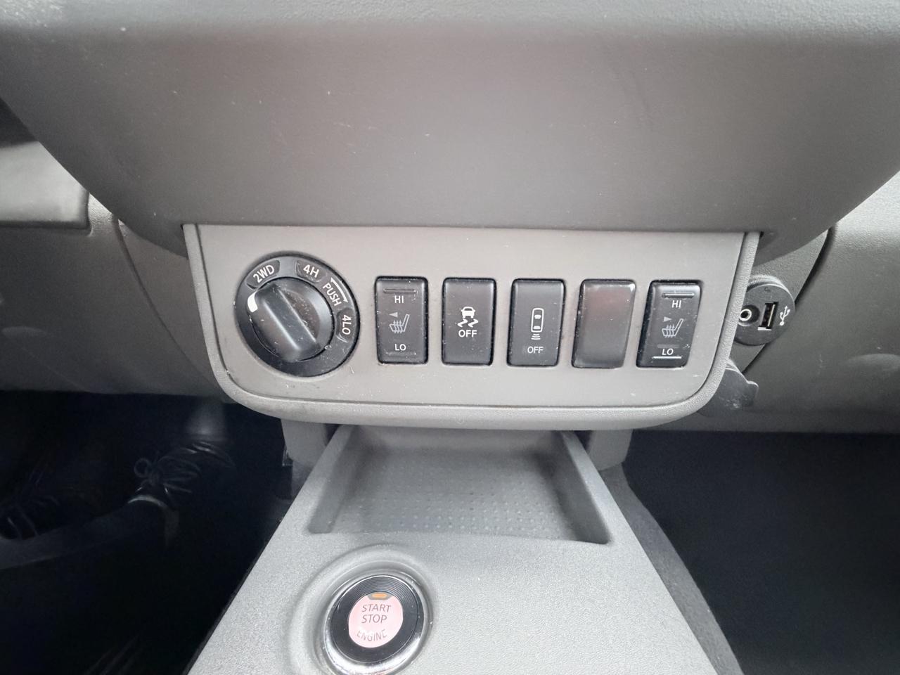 Nissan Frontier Crew Cab 4x4 SV Auto 2020