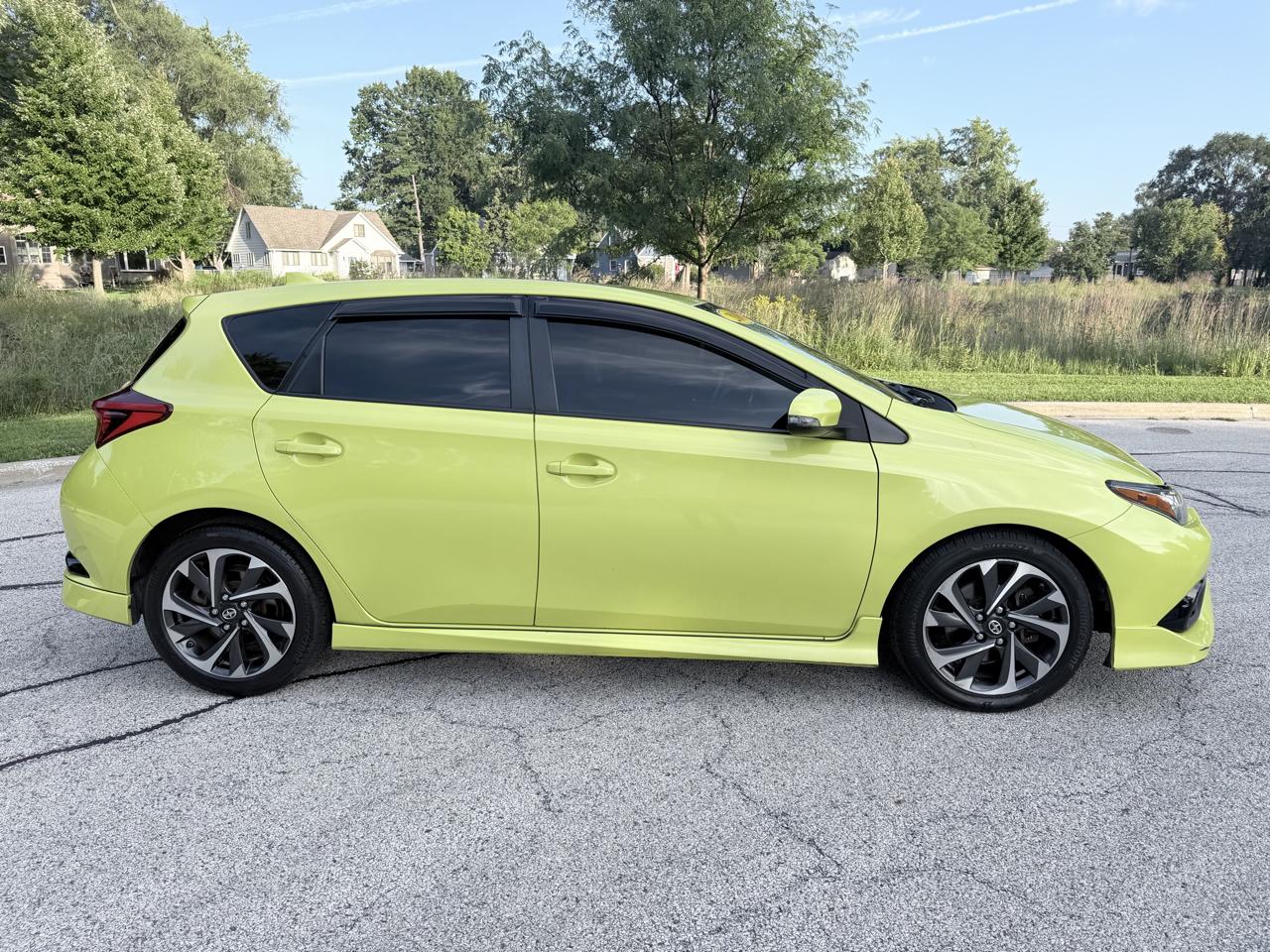 Scion iM 5dr HB CVT (Natl) 2016