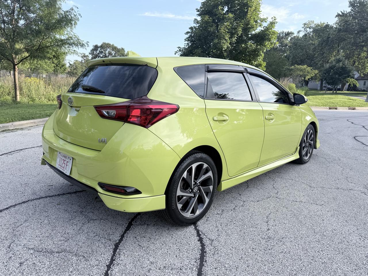 Scion iM 5dr HB CVT (Natl) 2016
